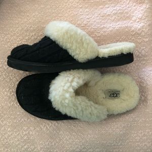 Ugg Houseshoes